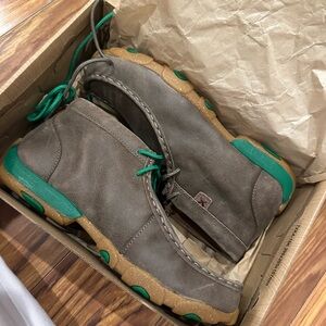 Green and Grey Twisted X